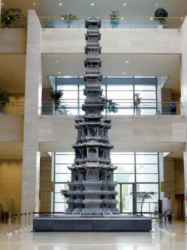 개성 경천사 터 십층석탑 이미지